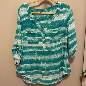 3/$30 💛 Aqua Torrid V Neck 3/4 Sleeve Button Blouse Double Chest Pocket